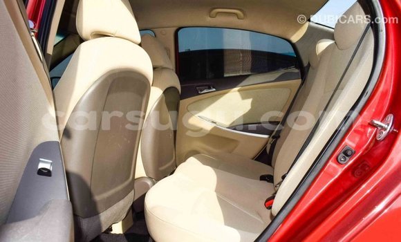 Sayi Imported Hyundai Accent Red Mota in Import - Dubai a Burkina Faso Sayi Imported Hyundai Accent Red Mota in Import - Dubai a Burkina Faso