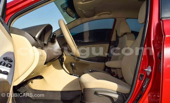 Sayi Imported Hyundai Accent Red Mota in Import - Dubai a Burkina Faso Sayi Imported Hyundai Accent Red Mota in Import - Dubai a Burkina Faso