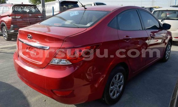 Sayi Imported Hyundai Accent Red Mota in Import - Dubai a Burkina Faso Sayi Imported Hyundai Accent Red Mota in Import - Dubai a Burkina Faso