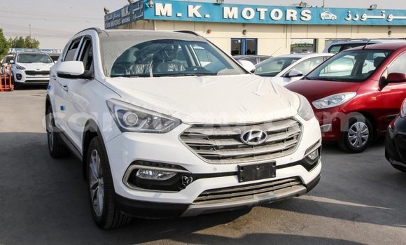 Acheter Import Voiture Hyundai Santa Fe Blanc à Import - Dubai, Burkina-Faso Acheter Import Voiture Hyundai Santa Fe Blanc à Import - Dubai, Burkina-Faso