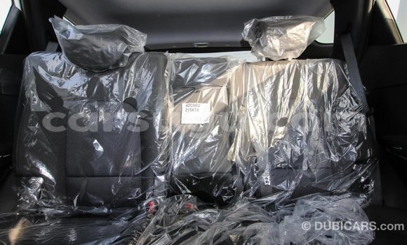 Acheter Import Voiture Hyundai Santa Fe Blanc à Import - Dubai, Burkina-Faso Acheter Import Voiture Hyundai Santa Fe Blanc à Import - Dubai, Burkina-Faso