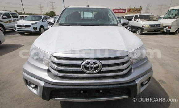 Acheter Import Voiture Toyota Hilux Autre à Import - Dubai, Burkina-Faso Acheter Import Voiture Toyota Hilux Autre à Import - Dubai, Burkina-Faso