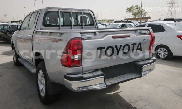 Acheter Import Voiture Toyota Hilux Autre à Import - Dubai, Burkina-Faso Acheter Import Voiture Toyota Hilux Autre à Import - Dubai, Burkina-Faso