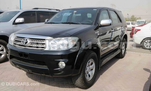 Sayi Imported Toyota Fortuner Black Mota in Import - Dubai a Burkina Faso Sayi Imported Toyota Fortuner Black Mota in Import - Dubai a Burkina Faso