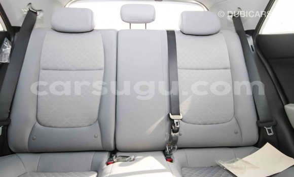 Acheter Import Voiture Kia Rio Blanc à Import - Dubai, Burkina-Faso Acheter Import Voiture Kia Rio Blanc à Import - Dubai, Burkina-Faso