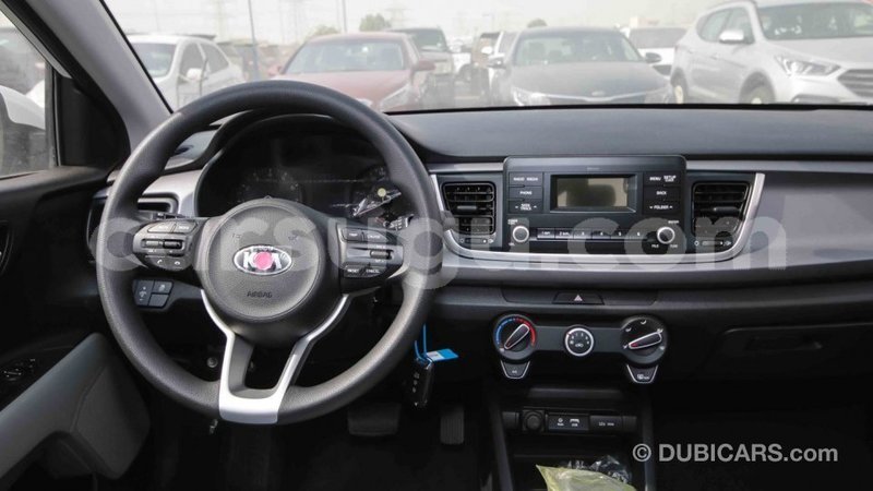 Big with watermark kia rio burkina faso import dubai 4736