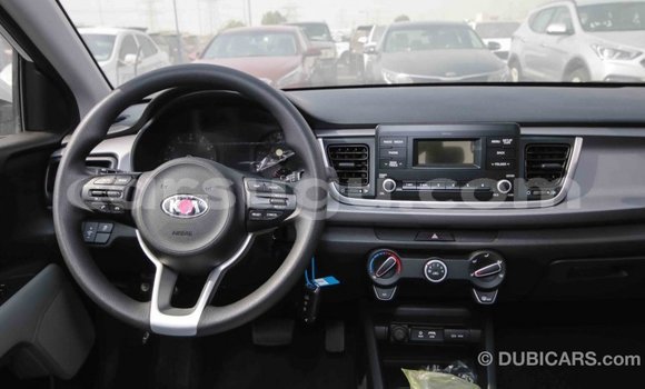 Acheter Import Voiture Kia Rio Blanc à Import - Dubai, Burkina-Faso Acheter Import Voiture Kia Rio Blanc à Import - Dubai, Burkina-Faso