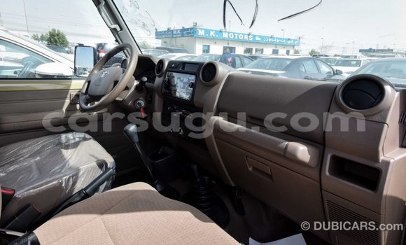 Buy Import Toyota Land Cruiser Beige Car in Import - Dubai in Burkina Faso Buy Import Toyota Land Cruiser Beige Car in Import - Dubai in Burkina Faso