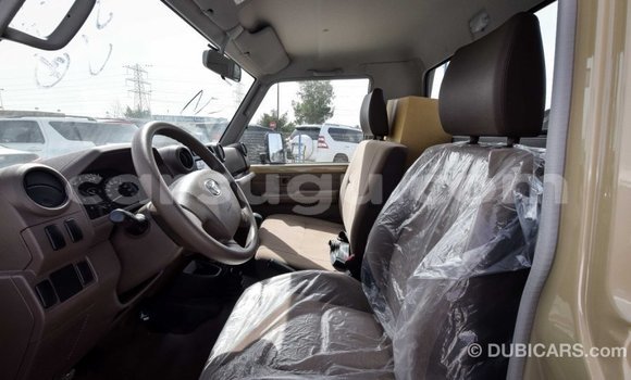 Buy Import Toyota Land Cruiser Beige Car in Import - Dubai in Burkina Faso Buy Import Toyota Land Cruiser Beige Car in Import - Dubai in Burkina Faso