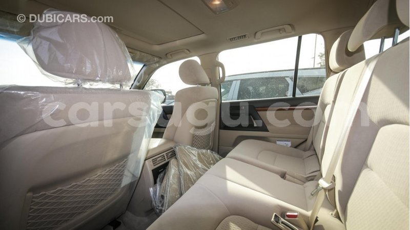 Big with watermark toyota land cruiser burkina faso import dubai 4742