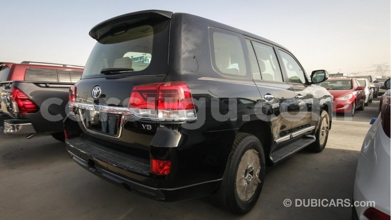 Big with watermark toyota land cruiser burkina faso import dubai 4742
