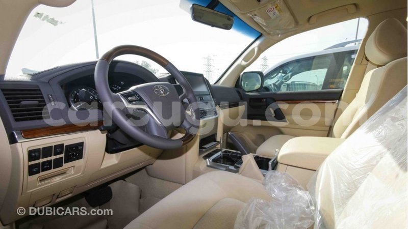 Big with watermark toyota land cruiser burkina faso import dubai 4748