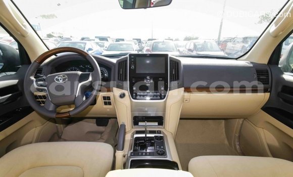 Sayi Imported Toyota Land Cruiser Sauran Mota in Import - Dubai a Burkina Faso Sayi Imported Toyota Land Cruiser Sauran Mota in Import - Dubai a Burkina Faso