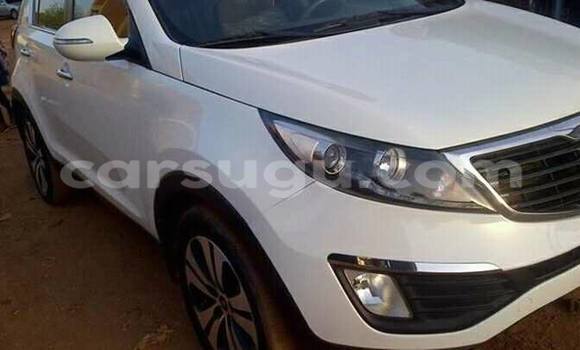 Acheter Occasion Voiture Kia Sportage Blanc à Ouagadougou, Burkina-Faso Acheter Occasion Voiture Kia Sportage Blanc à Ouagadougou, Burkina-Faso