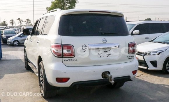 Sayi Imported Nissan Patrol White Mota in Import - Dubai a Burkina Faso Sayi Imported Nissan Patrol White Mota in Import - Dubai a Burkina Faso