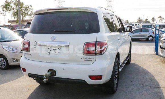 Sayi Imported Nissan Patrol White Mota in Import - Dubai a Burkina Faso Sayi Imported Nissan Patrol White Mota in Import - Dubai a Burkina Faso