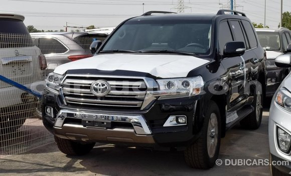 Sayi Imported Toyota Land Cruiser Black Mota in Import - Dubai a Burkina Faso Sayi Imported Toyota Land Cruiser Black Mota in Import - Dubai a Burkina Faso