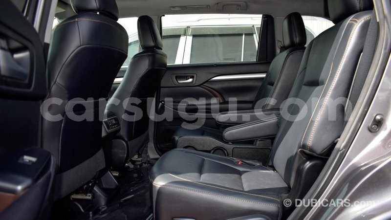 Big with watermark toyota highlander burkina faso import dubai 4771