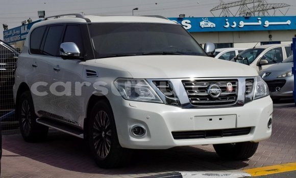 Sayi Imported Nissan Patrol White Mota in Import - Dubai a Burkina Faso Sayi Imported Nissan Patrol White Mota in Import - Dubai a Burkina Faso