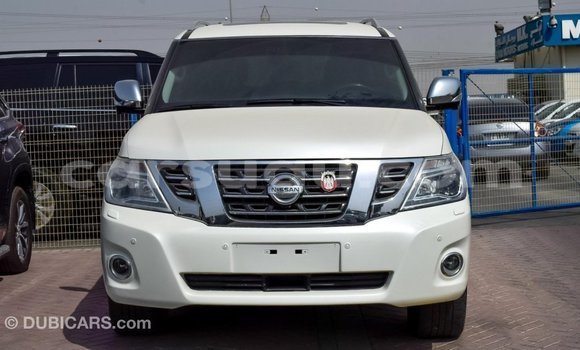 Sayi Imported Nissan Patrol White Mota in Import - Dubai a Burkina Faso Sayi Imported Nissan Patrol White Mota in Import - Dubai a Burkina Faso
