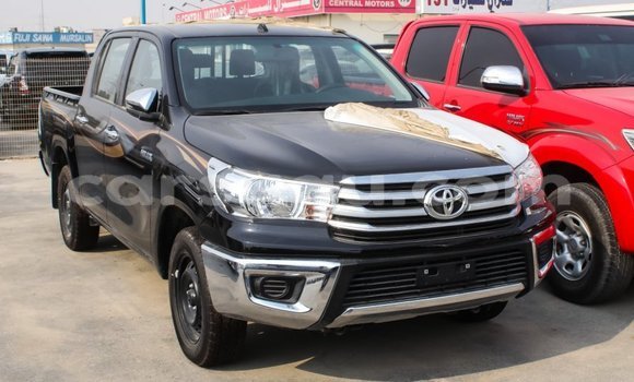 Sayi Imported Toyota Hilux Black Mota in Import - Dubai a Burkina Faso Sayi Imported Toyota Hilux Black Mota in Import - Dubai a Burkina Faso
