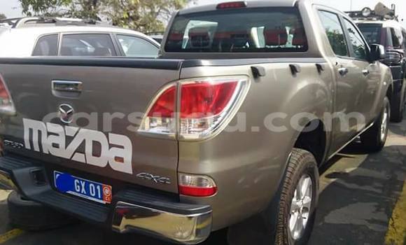 Sayi Na hannu Mazda B–series Sauran Mota in Ouagadougou a Burkina Faso Sayi Na hannu Mazda B–series Sauran Mota in Ouagadougou a Burkina Faso