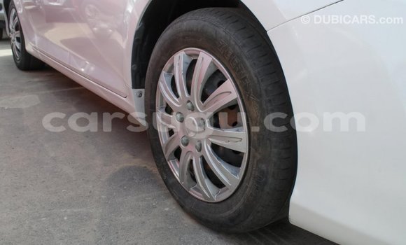Sayi Imported Toyota Camry White Mota in Import - Dubai a Burkina Faso Sayi Imported Toyota Camry White Mota in Import - Dubai a Burkina Faso