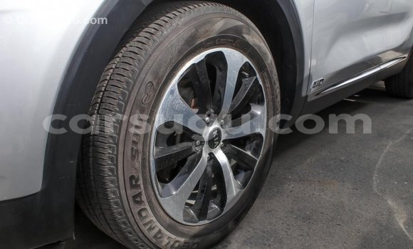 Sayi Imported Kia Sorento Sauran Mota in Import - Dubai a Burkina Faso Sayi Imported Kia Sorento Sauran Mota in Import - Dubai a Burkina Faso