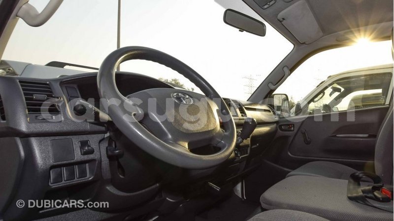 Big with watermark toyota hiace burkina faso import dubai 4784