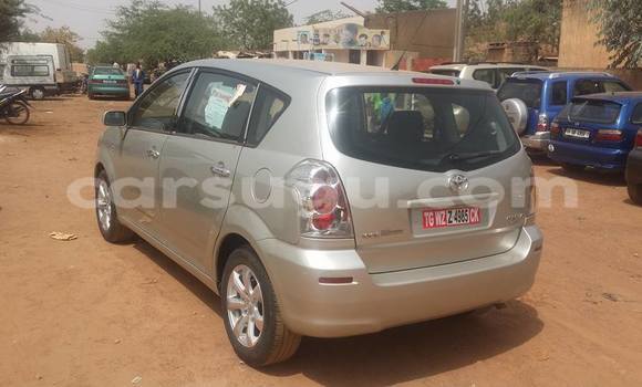 Acheter Neuf Voiture Toyota Corolla Gris à Ouagadougou, Burkina-Faso Acheter Neuf Voiture Toyota Corolla Gris à Ouagadougou, Burkina-Faso
