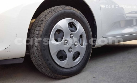 Sayi Imported Kia Picanto White Mota in Import - Dubai a Burkina Faso Sayi Imported Kia Picanto White Mota in Import - Dubai a Burkina Faso