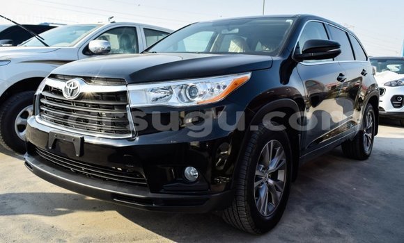 Acheter Import Voiture Toyota Highlander Noir à Import - Dubai, Burkina-Faso Acheter Import Voiture Toyota Highlander Noir à Import - Dubai, Burkina-Faso