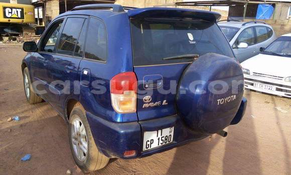Acheter Occasion Voiture Toyota RAV4 Bleu à Ouagadougou, Burkina-Faso Acheter Occasion Voiture Toyota RAV4 Bleu à Ouagadougou, Burkina-Faso
