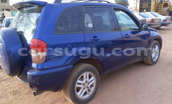 Acheter Occasion Voiture Toyota RAV4 Bleu à Ouagadougou, Burkina-Faso Acheter Occasion Voiture Toyota RAV4 Bleu à Ouagadougou, Burkina-Faso