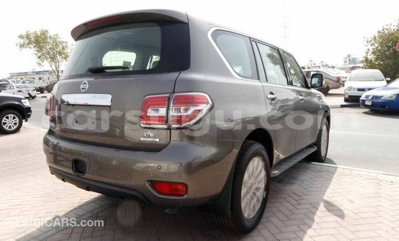 Sayi Imported Nissan Patrol Brown Mota in Import - Dubai a Burkina Faso Sayi Imported Nissan Patrol Brown Mota in Import - Dubai a Burkina Faso