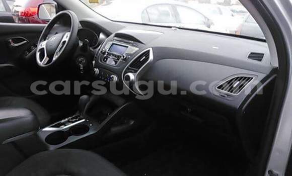 Acheter Occasion Voiture Hyundai Tucson Gris à Ouagadougou, Burkina-Faso Acheter Occasion Voiture Hyundai Tucson Gris à Ouagadougou, Burkina-Faso