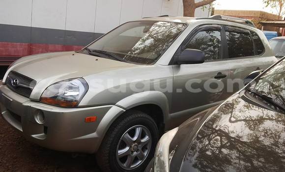 Acheter Neuf Voiture Hyundai Tucson Marron à Ouagadougou, Burkina-Faso Acheter Neuf Voiture Hyundai Tucson Marron à Ouagadougou, Burkina-Faso