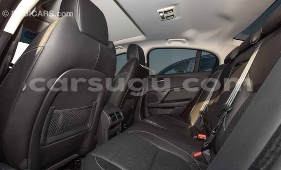 Sayi Imported Jaguar XE Red Mota in Import - Dubai a Burkina Faso Sayi Imported Jaguar XE Red Mota in Import - Dubai a Burkina Faso