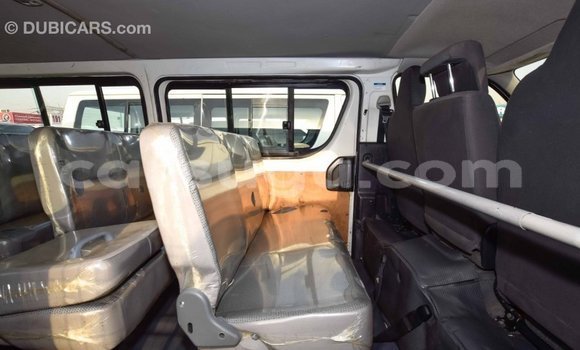 Sayi Imported Toyota Hiace White Mota in Import - Dubai a Burkina Faso Sayi Imported Toyota Hiace White Mota in Import - Dubai a Burkina Faso