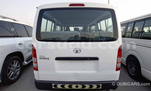 Sayi Imported Toyota Hiace White Mota in Import - Dubai a Burkina Faso Sayi Imported Toyota Hiace White Mota in Import - Dubai a Burkina Faso