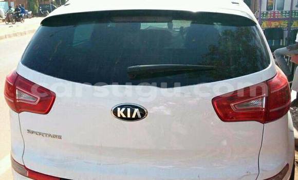 Acheter Neuf Voiture Kia Sportage Blanc à Ouagadougou, Burkina-Faso Acheter Neuf Voiture Kia Sportage Blanc à Ouagadougou, Burkina-Faso