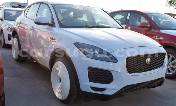 Acheter Import Voiture Jaguar E-Pace Blanc à Import - Dubai, Burkina-Faso