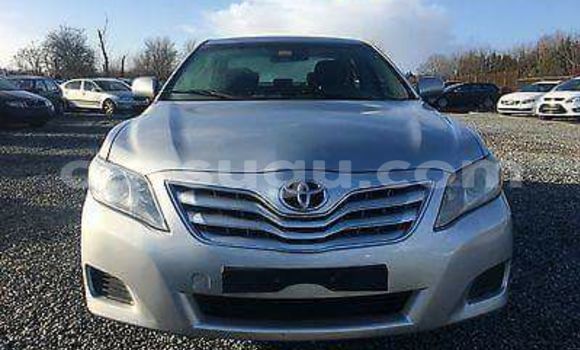 Acheter Neuf Voiture Toyota Camry Gris à Ouagadougou, Burkina-Faso Acheter Neuf Voiture Toyota Camry Gris à Ouagadougou, Burkina-Faso