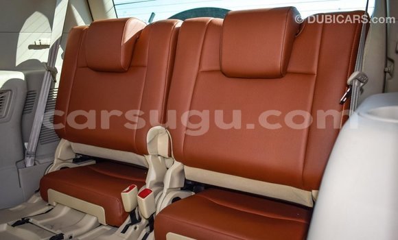 Sayi Imported Toyota Prado White Mota in Import - Dubai a Burkina Faso Sayi Imported Toyota Prado White Mota in Import - Dubai a Burkina Faso