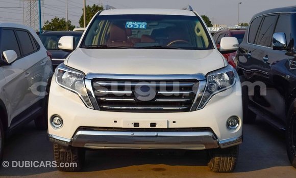 Acheter Import Voiture Toyota Prado Blanc à Import - Dubai, Burkina-Faso Acheter Import Voiture Toyota Prado Blanc à Import - Dubai, Burkina-Faso