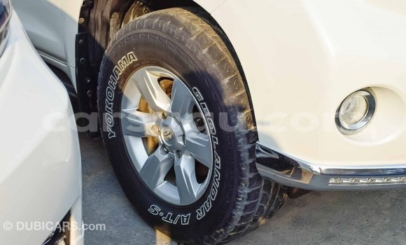 Sayi Imported Toyota Prado White Mota in Import - Dubai a Burkina Faso Sayi Imported Toyota Prado White Mota in Import - Dubai a Burkina Faso