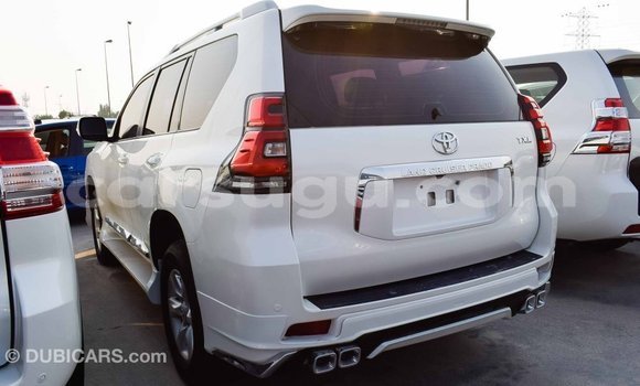 Sayi Imported Toyota Prado White Mota in Import - Dubai a Burkina Faso Sayi Imported Toyota Prado White Mota in Import - Dubai a Burkina Faso