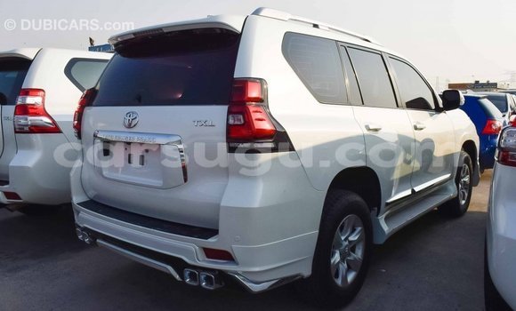 Sayi Imported Toyota Prado White Mota in Import - Dubai a Burkina Faso Sayi Imported Toyota Prado White Mota in Import - Dubai a Burkina Faso