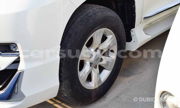 Sayi Imported Toyota Prado White Mota in Import - Dubai a Burkina Faso Sayi Imported Toyota Prado White Mota in Import - Dubai a Burkina Faso