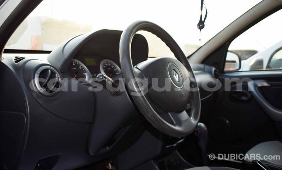 Sayi Imported Renault Duster White Mota in Import - Dubai a Burkina Faso Sayi Imported Renault Duster White Mota in Import - Dubai a Burkina Faso